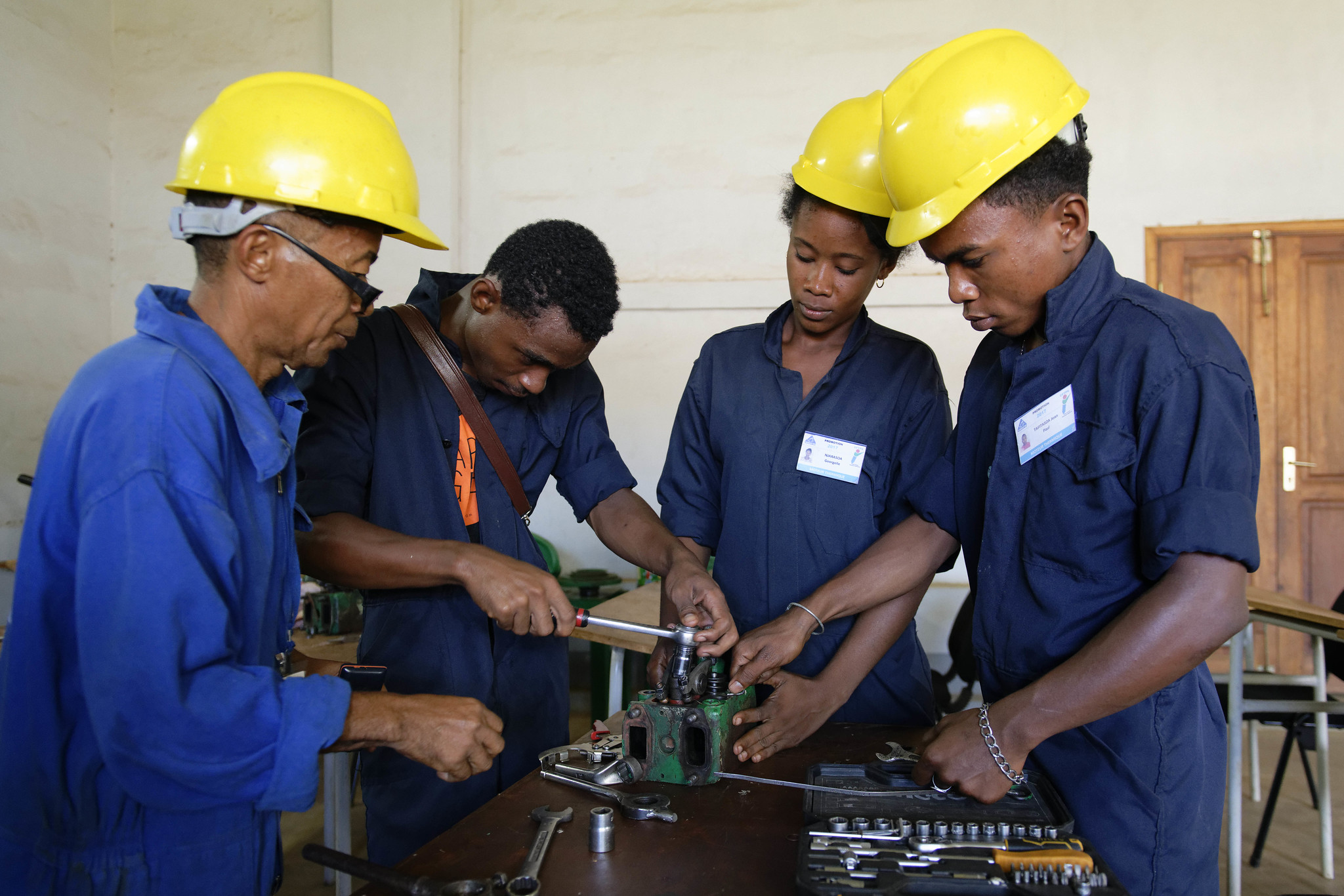 Bolsa Trabalho program: Youth, Labor and Digital Manufacturing